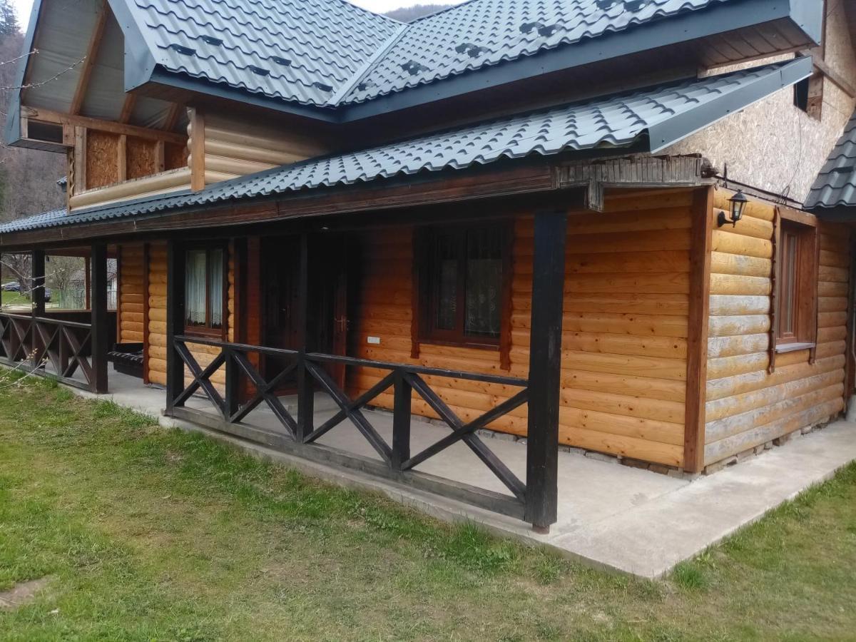 Садиба Федорчуків За Рікою Sesori Kültér fotó