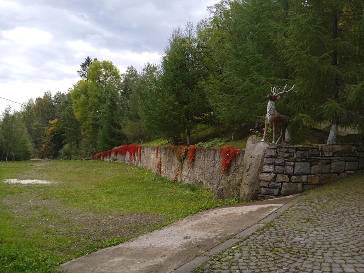 Садиба Федорчуків За Рікою Sesori Kültér fotó